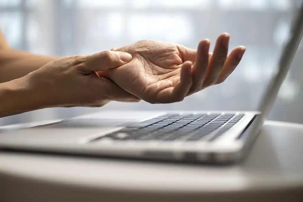 closeup of carpal tunnel pain